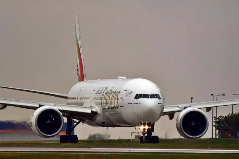 Emirates Flight EK35 Diverts to Edinburgh Amid Storm Chandra's Fury