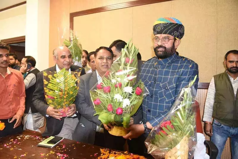 Ex-BJP Minister Mahendrajeet Malviya Quits, Seeks Return to Congress in Rajasthan