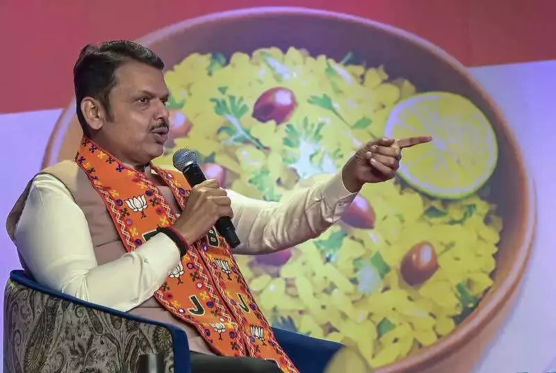 Fadnavis Vows Transparency, Water Solution for Chhatrapati Sambhajinagar if BJP Wins