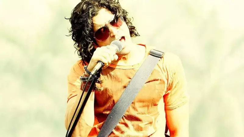 Farhan Akhtar Birthday: Stream 5 Inspiring Films from Dil Chahta Hai to Toofaan