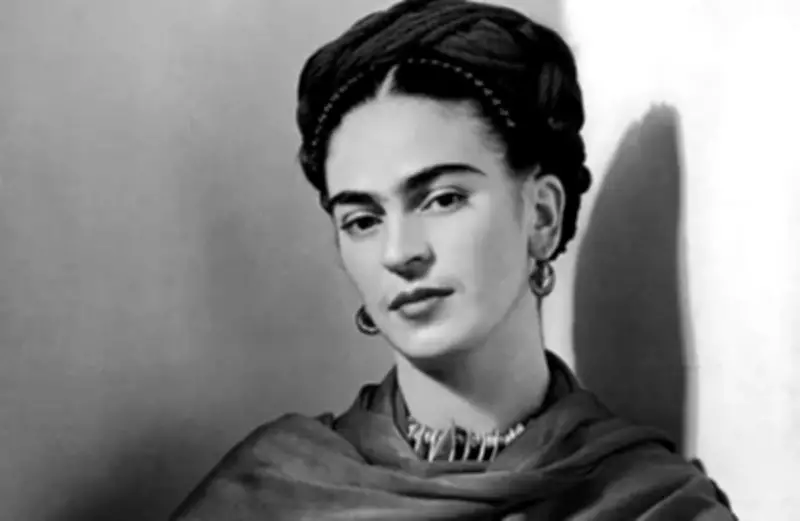 Frida Kahlo's Self-Portraits: Confronting Pain Through Unflinching Art