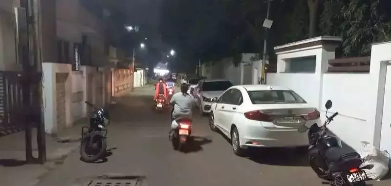 Gang Assaults 67-Year-Old Businessman, Snatches Rs 10 Lakh in Vadodara