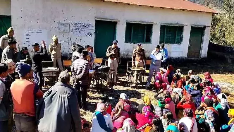 Garhwal Women Impose Rs 1 Lakh Fine, Social Boycott to Ban Alcohol