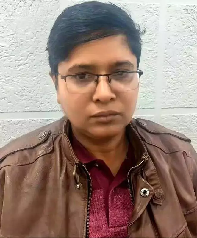 Ghaziabad Sub-Inspector Arrested for Demanding Bribe in Dowry Case
