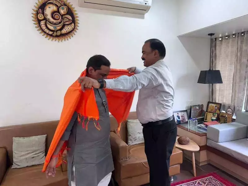 GMCH Dean's BJP Felicitation Sparks Controversy Over Political Neutrality Breach