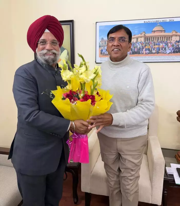 GNDU VC Meets Union Minister, Submits Proposals for Sports Infrastructure Development