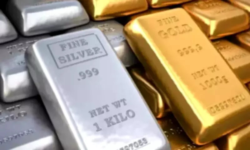 Gold & Silver Prices Hit Record Highs in Mumbai Amid Global Tensions