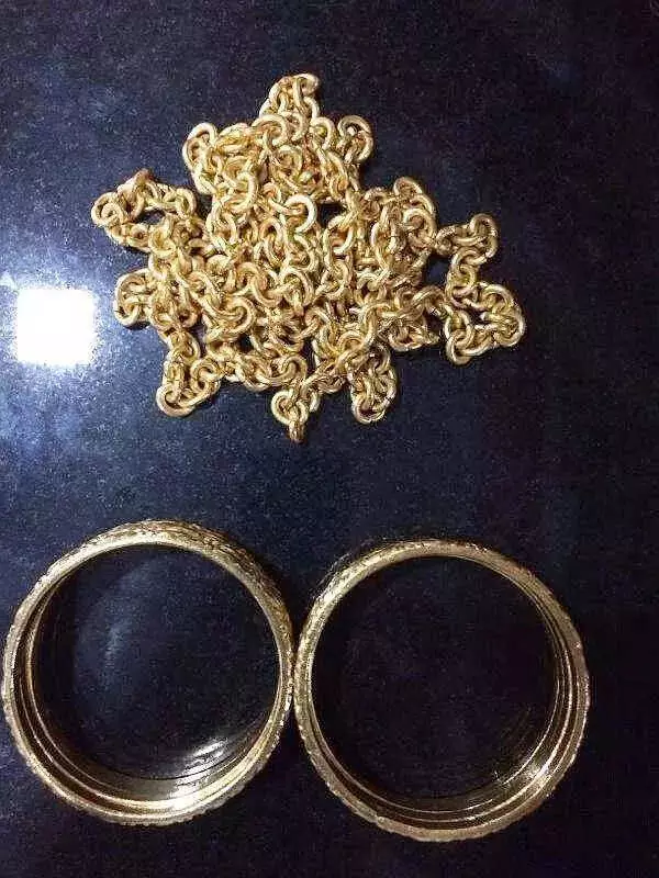 Gold, Laptops Stolen from Car Parked Near Srirangam Temple on Jan 1