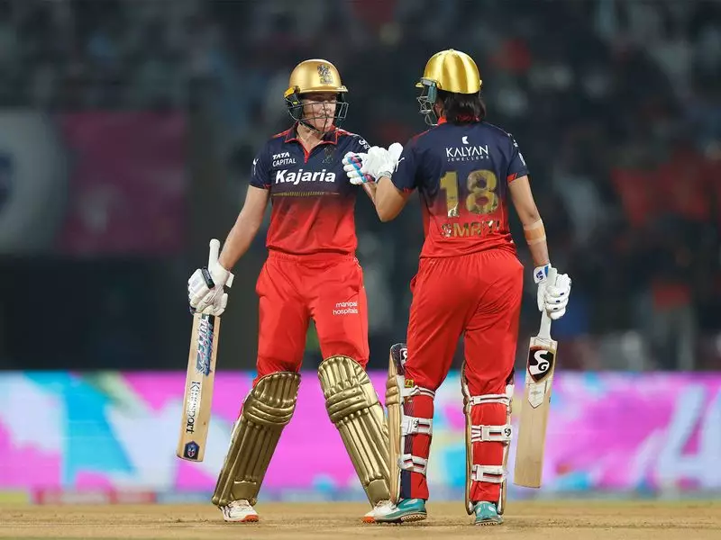 Grace Harris, Nadine de Klerk Star in RCB's Dominant Nine-Wicket WPL Win Over UP Warriorz