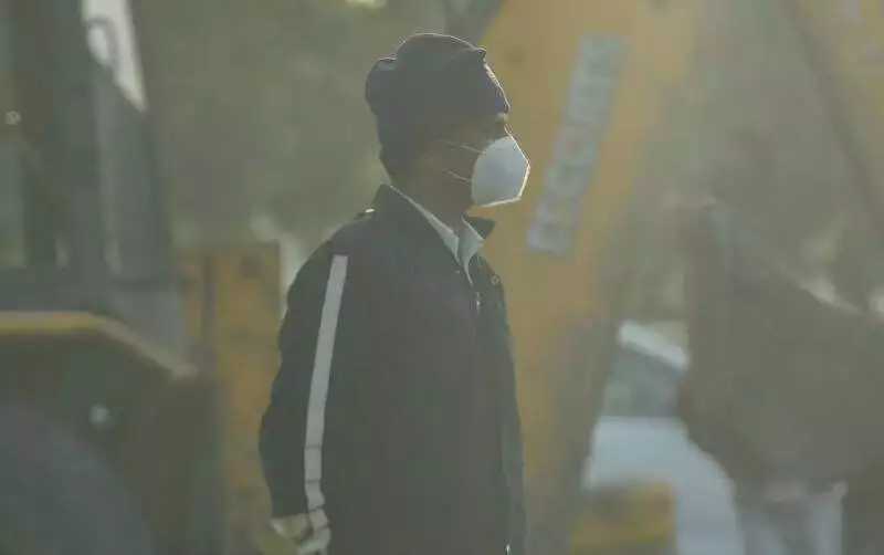 Gurgaon Air Quality Plummets to 'Very Poor', AQI Hits 373