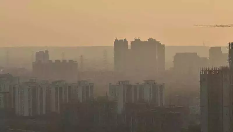 Gurgaon AQI at 240: Air Quality Improves Slightly but Remains 'Poor'