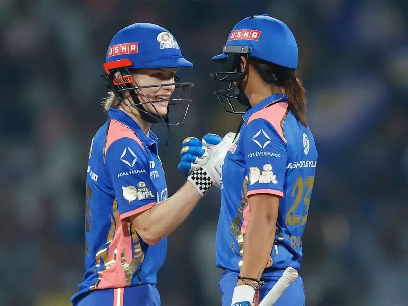 Harmanpreet Kaur's Masterclass Powers MI to Dominant 7-Wicket WPL Win Over GG