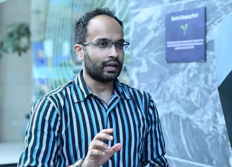 Historian Daneesh Majid Explores Hyderabad's Identity Through Political and Cultural Evolution at Literary Festival