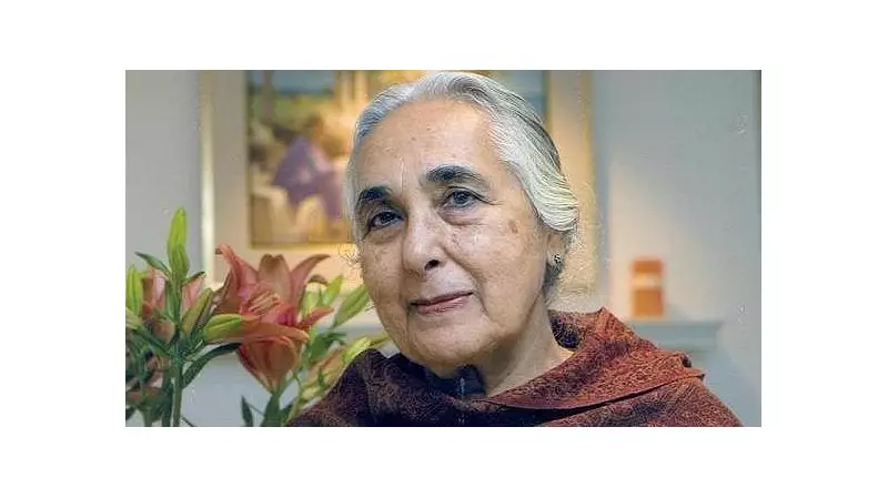 Historian Romila Thapar Criticizes Mughal Erasure from Textbooks at KLF
