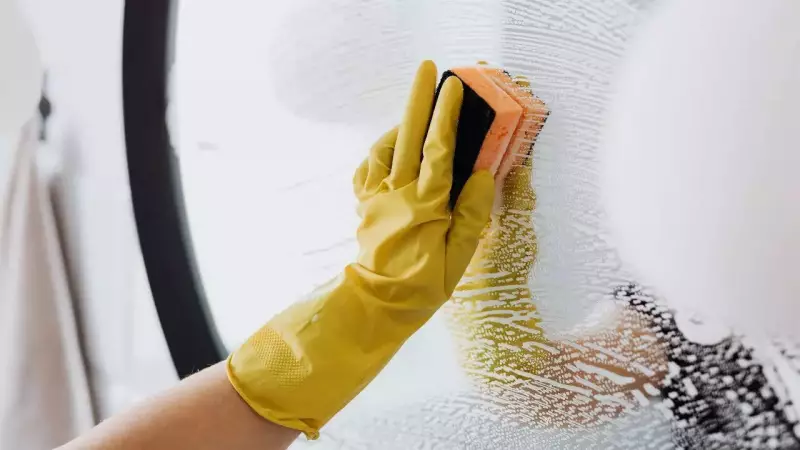 How to Remove Water Spots from Mirrors with Household Items