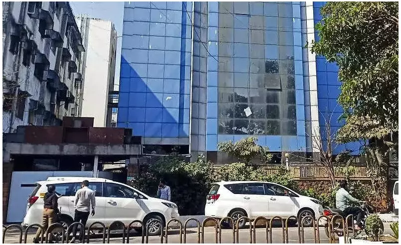 Income Tax Raids Target Surat Diamond-Realty Group with Political Ties