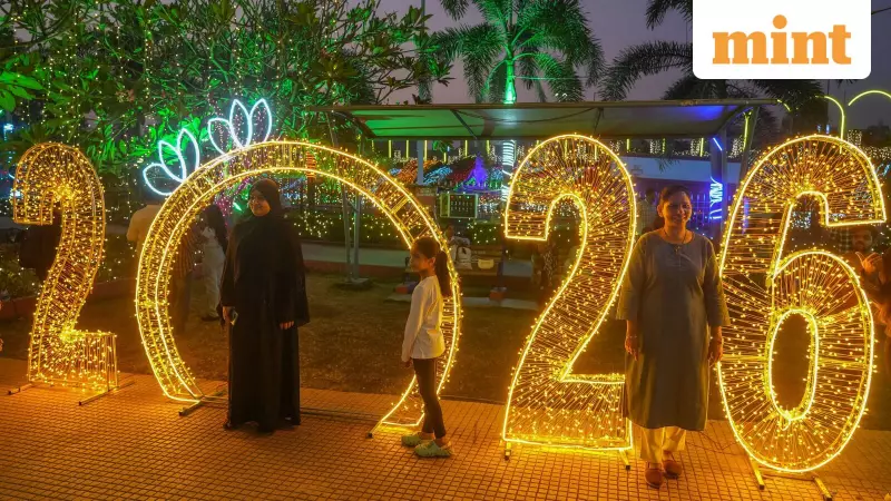 India Welcomes 2026 with Fireworks, Prayers & Festive Fervour Across Cities