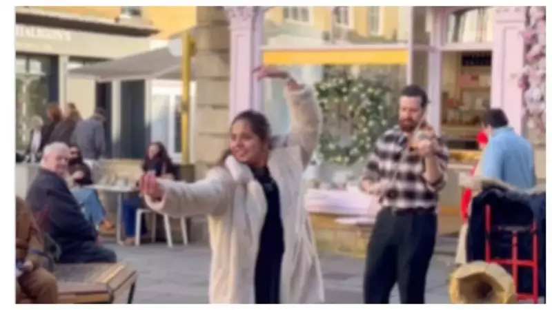 Indian Woman's Bharatanatyam on London Street with Violinist Goes Viral
