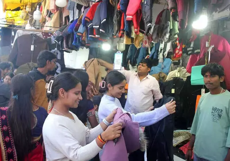 Indore's Winter Chill Returns with Sharp Temperature Drop in 48 Hours