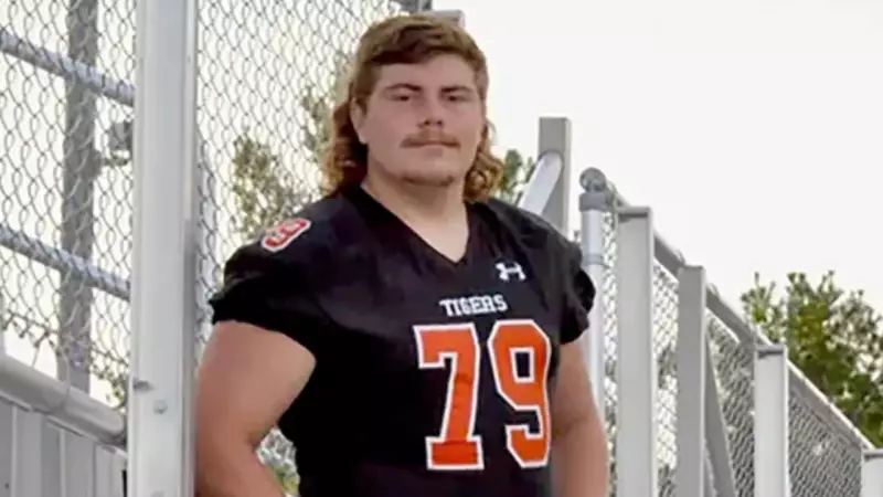 Iowa College Football Player Ethan Walker Dies Suddenly During Florida Vacation