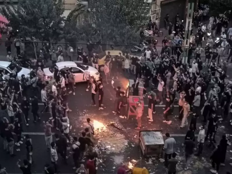 Iran Protests Intensify: Internet Cut, Economic Crisis Fuels Unrest
