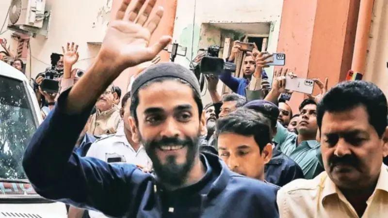 ISF Chief Claims Left, Congress, TMC, BJP Live in Fear on Party Foundation Day