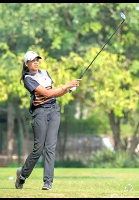 Jaipur Golfer Eti Chaudhary Shines in Pro Debut at WPGT Opener