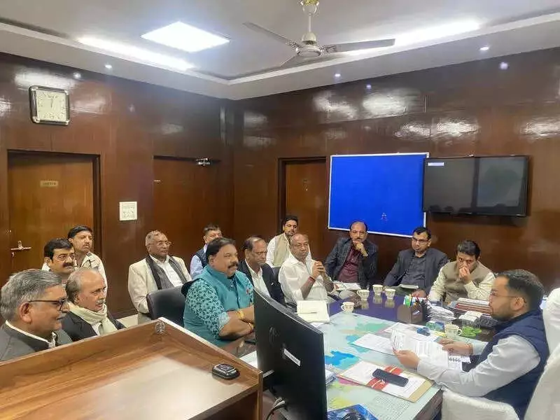 Jaipur Traders Protest UD Tax Notices, JMC Pledges Resolution