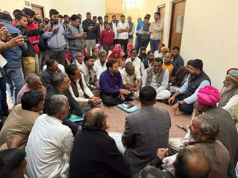 Jaisalmer MLA Stages Sit-In Over Dry Jal Jeevan Mission Taps, Demands 10-Day Deadline
