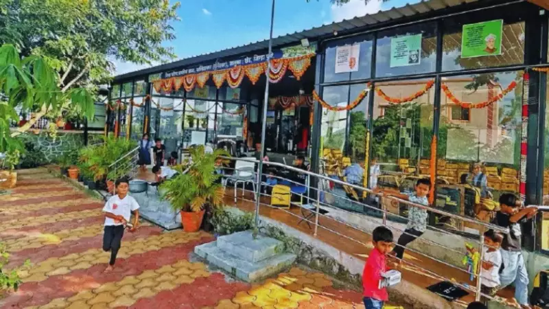 Jalindernagar's Village School Wins Global Award Through Teacher-Villager Partnership