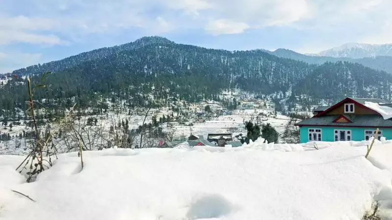Jammu & Kashmir Braces for Heavy Snowfall as Western Disturbance Approaches