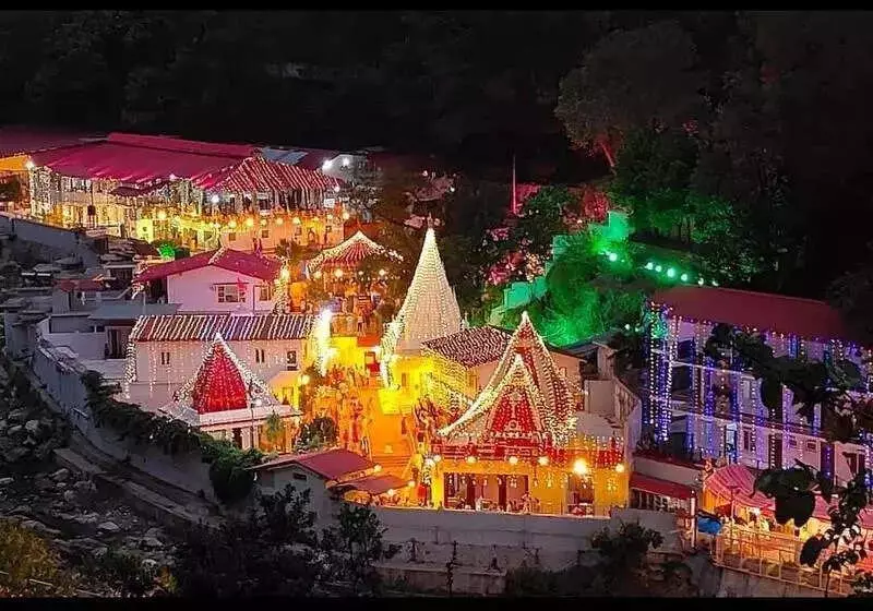 Kainchi Dham Traffic Crisis: Study Reveals 74% Dissatisfied With Parking