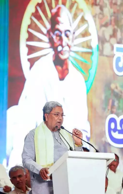 Karnataka Cabinet to Debate Special Session on MNREGA Replacement