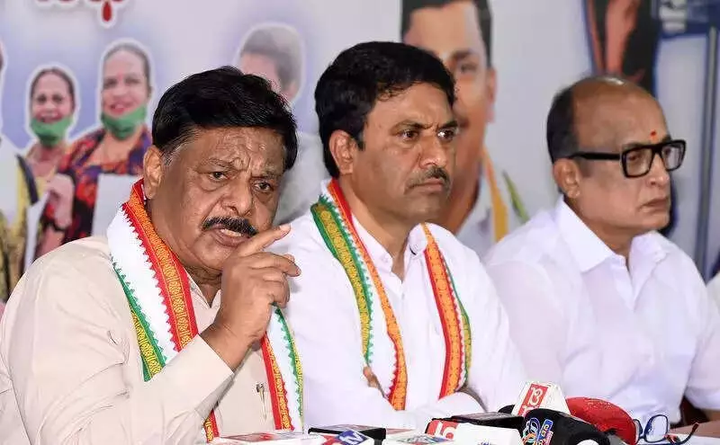 Karnataka Minister Slams Centre's MGNREGA Replacement as 'Manuvada' Move