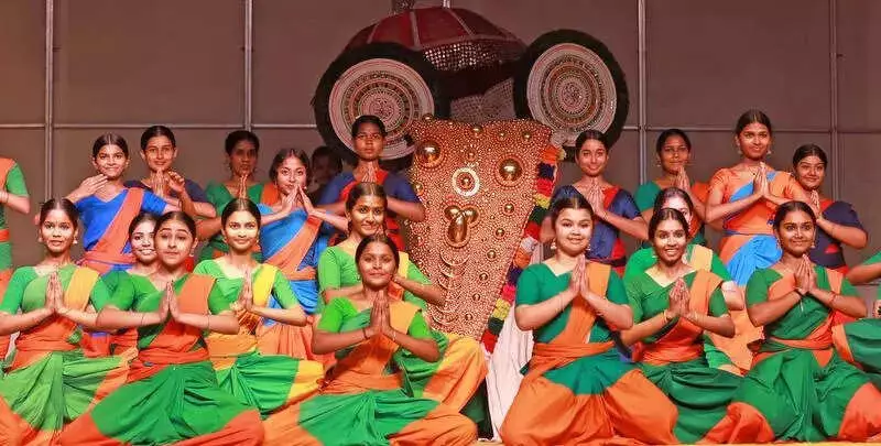 Kerala Arts Festival: Kalamandalam Students Perform But Can't Compete, Noon-Meal Workers Protest