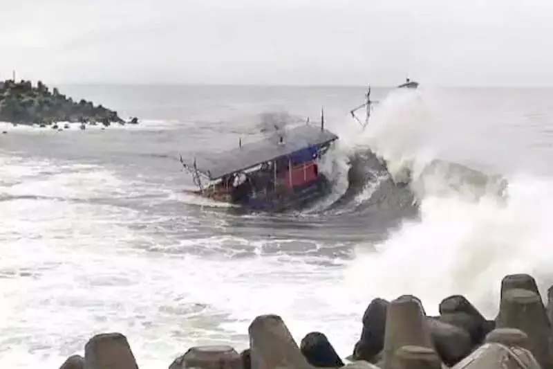 Kerala Rights Panel Directs Action on Fishermen Welfare After Muthalapozhi Tragedy