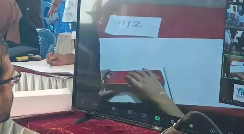 Kerala Student Makes History by Participating in State Arts Festival Online