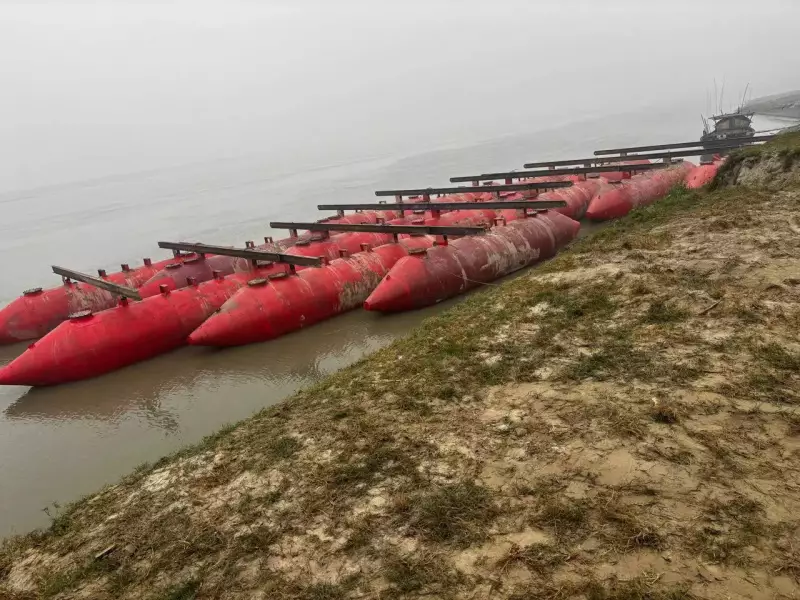 Khagaria's Kosi River Pontoon Bridge Construction Accelerates, Set to Transform Connectivity