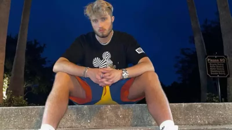 Kick Streamer Mistaken for ICE Agent During Street Filming, Viral Clip Shows