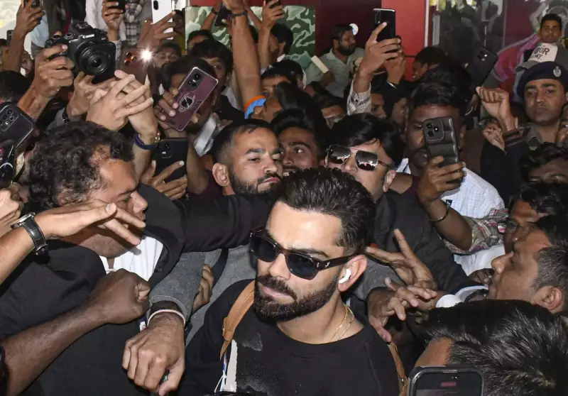 Kohli Mobbed by Fans in Vadodara Ahead of NZ ODI Series After Stellar SA Run