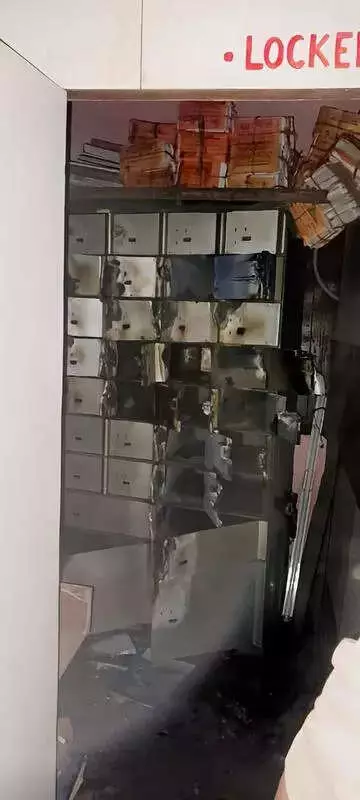 Kolhapur Bank Heist: Thieves Steal 7kg Gold, 20kg Silver from Cooperative Bank Lockers