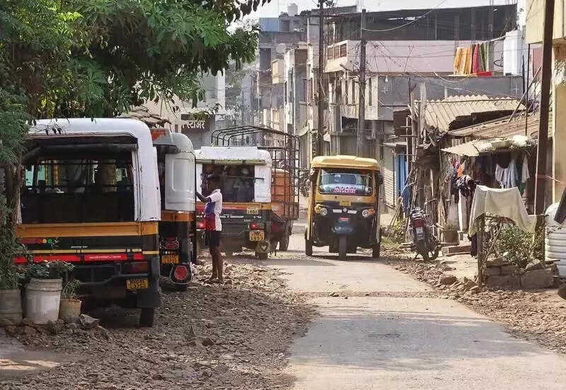 Kolhapur Residents Protest Sewage Plant, Demand Action on Civic Issues