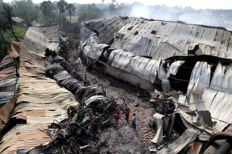 Kolkata Fire Tragedy: 11 Dead, 23 Missing as Warehouses Operated Without Fire Safety