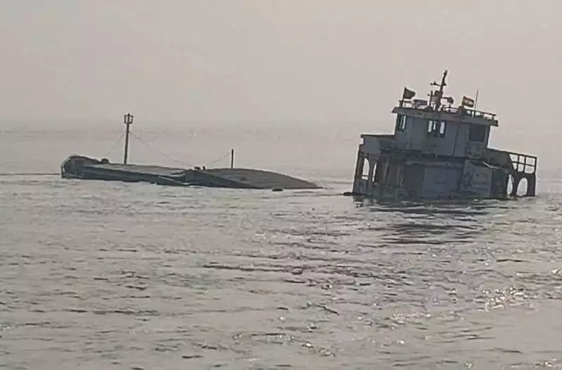 Kolkata Salvage Race: Fly Ash Barge Recovery in Muriganga River Sparks Ecological Alarm