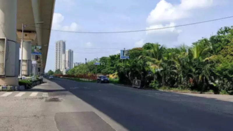 Kolkata Trader Assaulted and Robbed of Gold Chain on EM Bypass