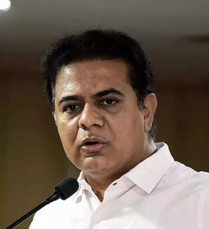 KTR Accuses Centre of Political Vendetta Over Sircilla Power Loom Cluster Delay
