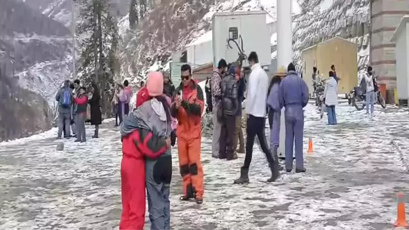 Kullu's Fresh Snowfall Delights Tourists, Boosts Winter Tourism in Himachal