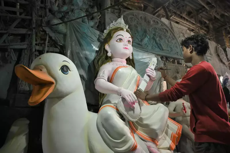 Kumartuli's Saraswati Gets a Cute Makeover: Social Media Drives New Idol Trend