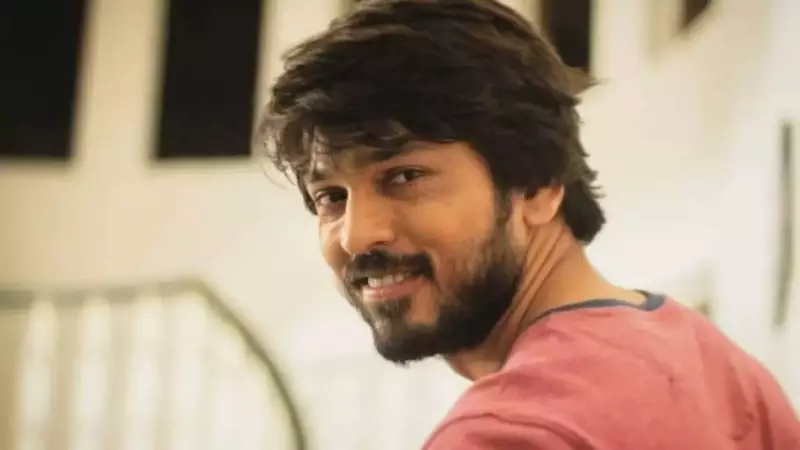 Lalit Prabhakar: From Experimental Theater to Marathi Stardom