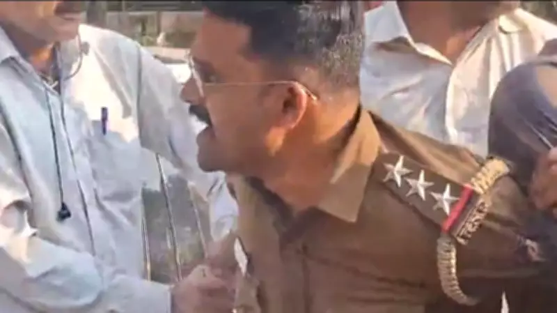 Lokayukta Trap in Bengaluru: Video of Cop Screaming Surfaces After Raid